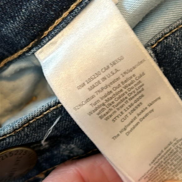 CURRENT/ELLIOT 29 distressed and speckled jeans with blown knees and soft denim - Picture 4 of 10